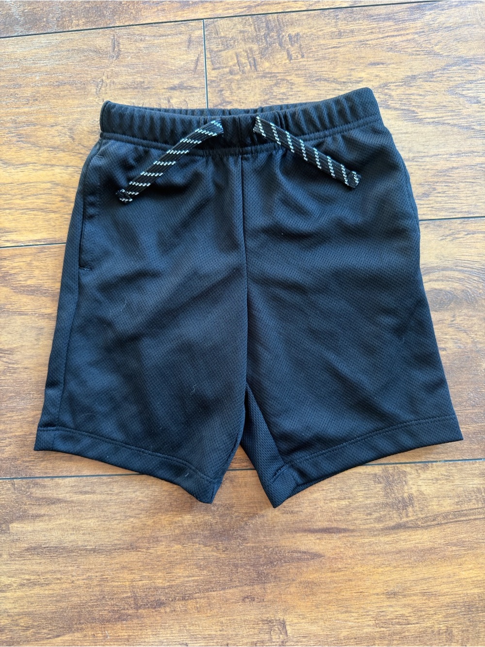 Old Navy Black Kids Athletic Pull-On Shorts with Striped Drawstring